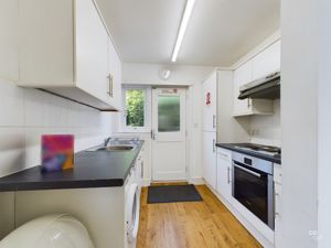 Photo 17- click for photo gallery